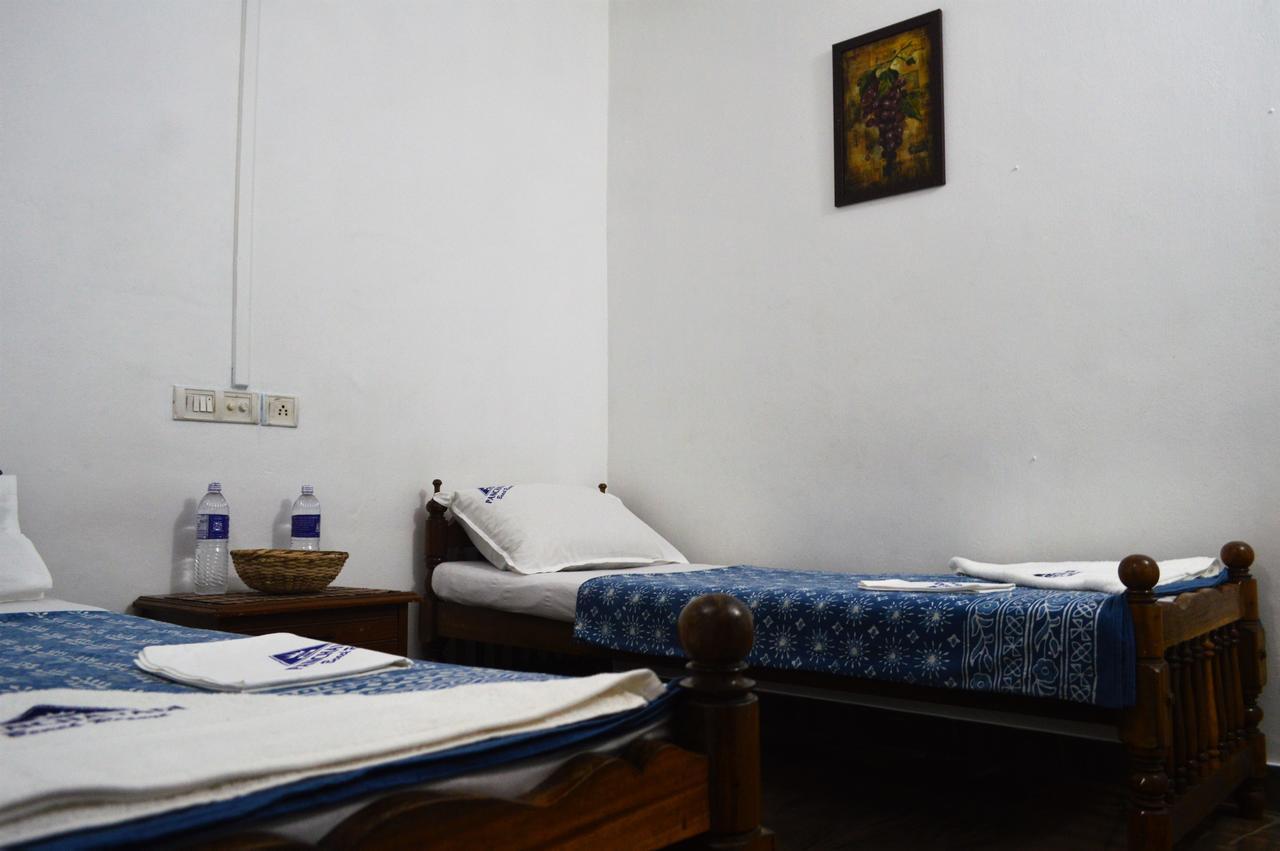 Panchavadi Ayurvedic Beach Resort Varkala Kültér fotó